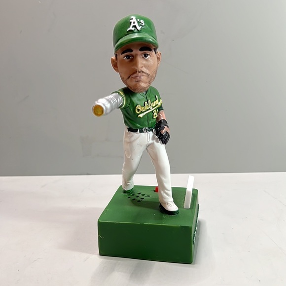 Ramon Laureano Laser Bobblehead. Oakland A’s Athletics with working soundchip - Picture 6 of 15